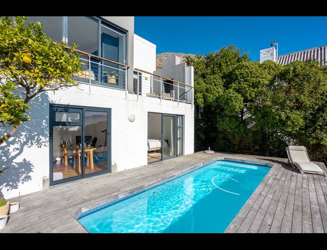 4 BEDROOM FREEHOLD FOR SALE IN FROGGY FARM